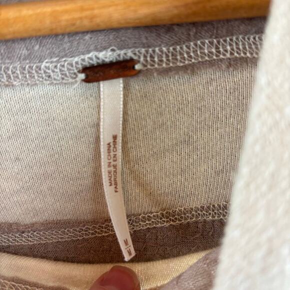 Free People Sequin Swash hoodie sz Medium - muted lilac - Picture 5 of 6